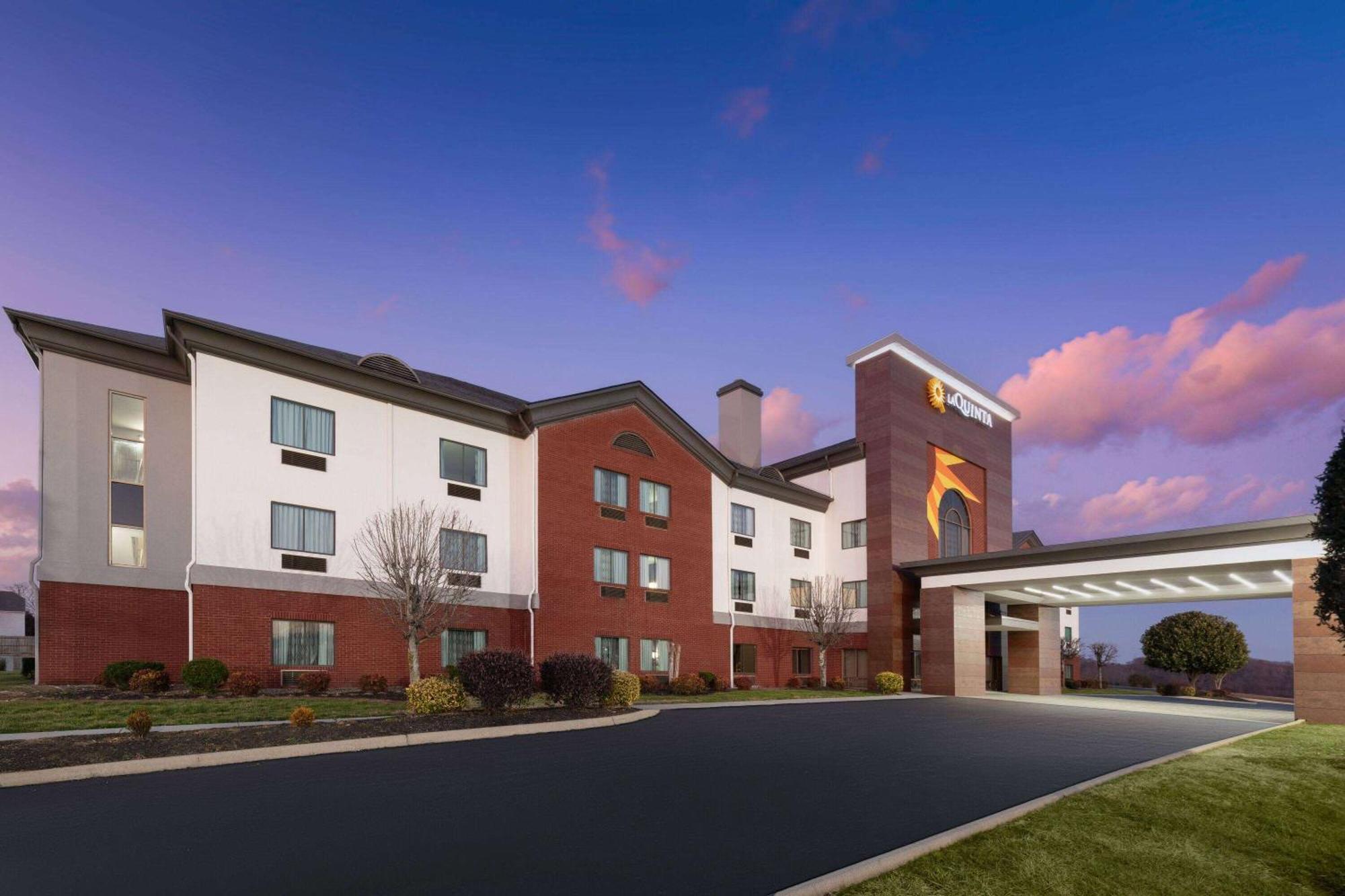 La Quinta By Wyndham Loudon Hotel Exterior foto