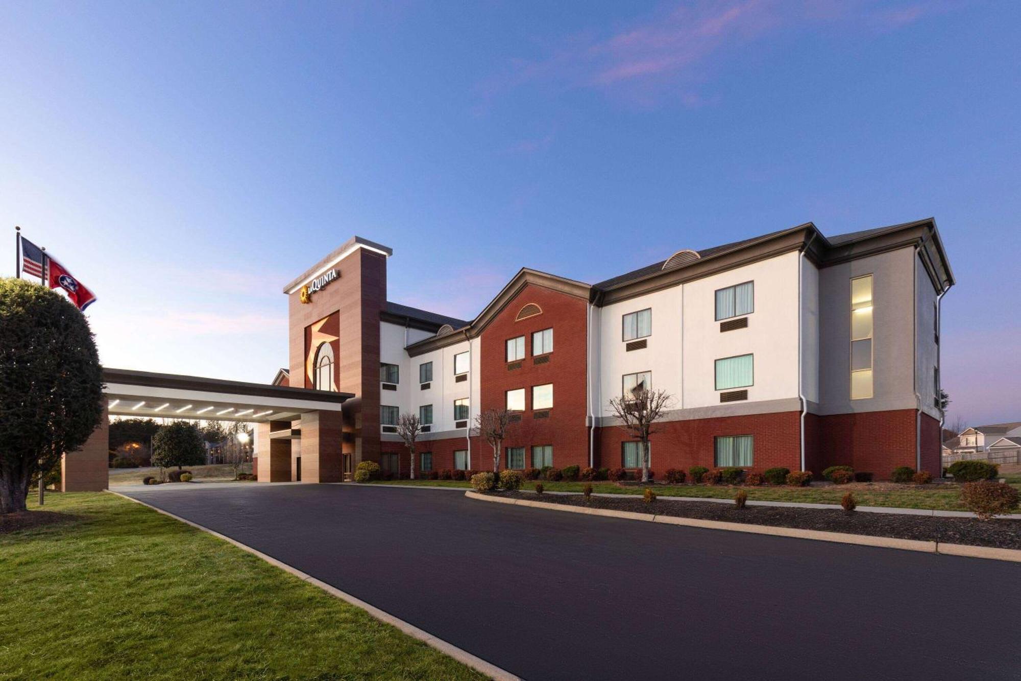 La Quinta By Wyndham Loudon Hotel Exterior foto