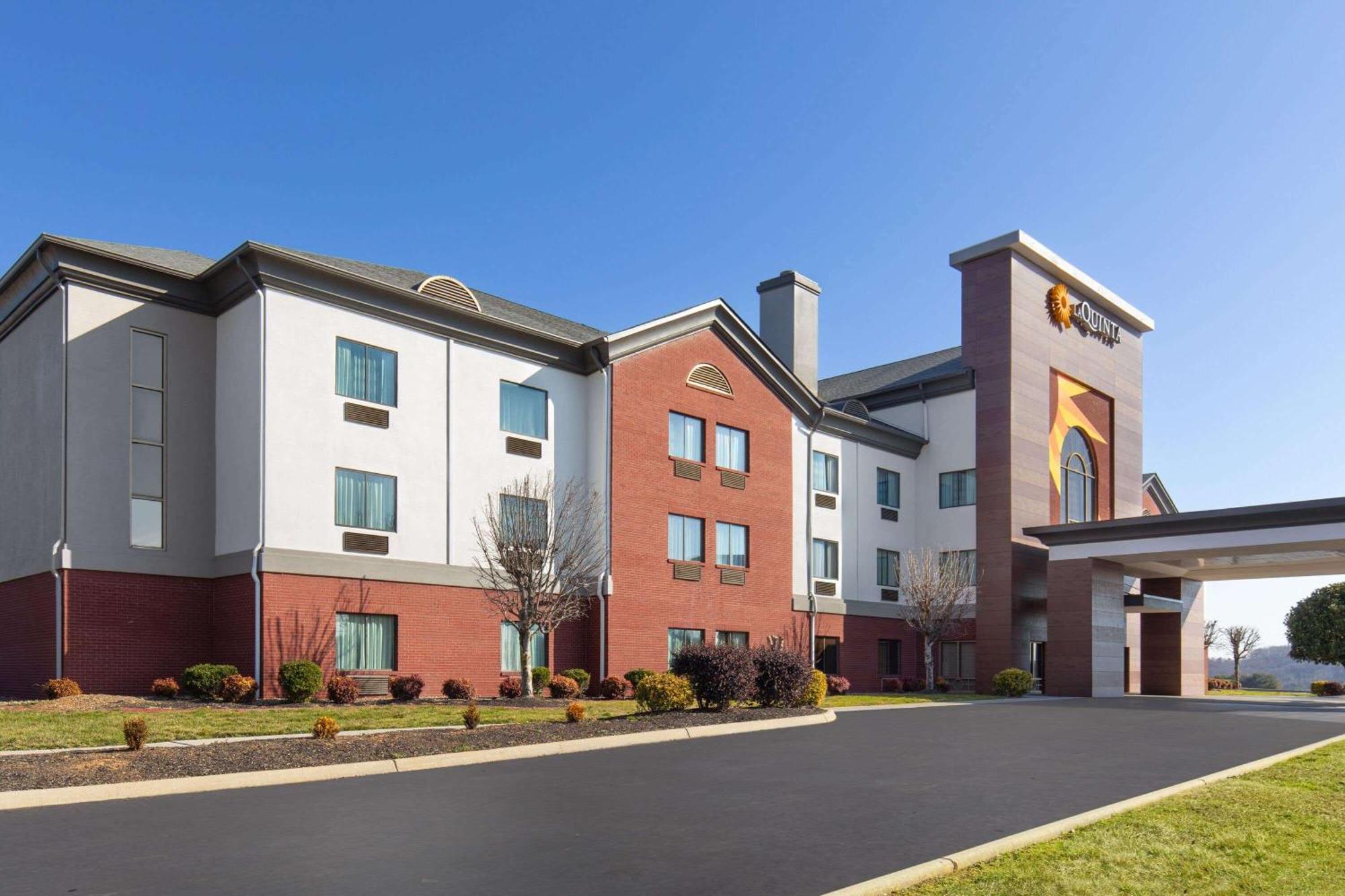 La Quinta By Wyndham Loudon Hotel Exterior foto